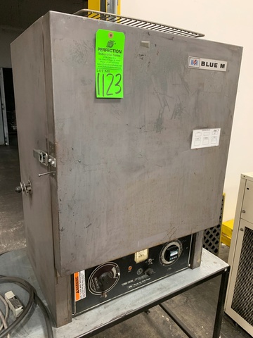 Blue M Stabil-Therm OV-490A-2 Oven, s/n JT-2199, 500 Deg F Max Temp