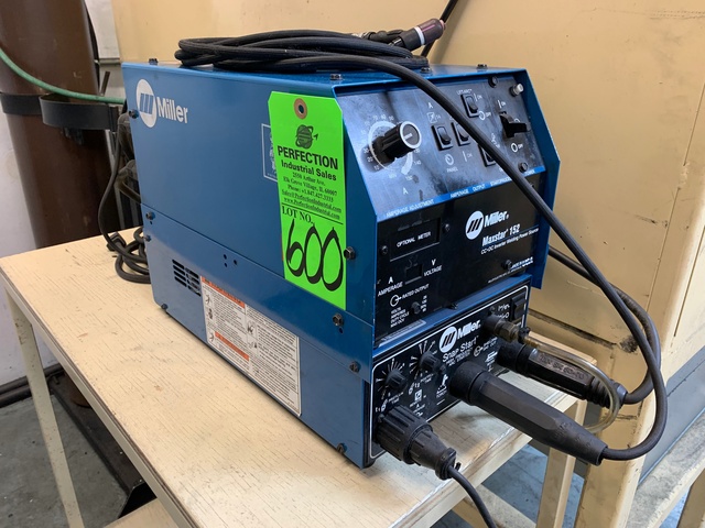 Miller Maxstar 152 CC-DC Inverter Welding Power Source