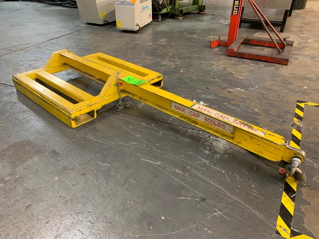Forklift Boom Attachment, 6,000 LB Capacity