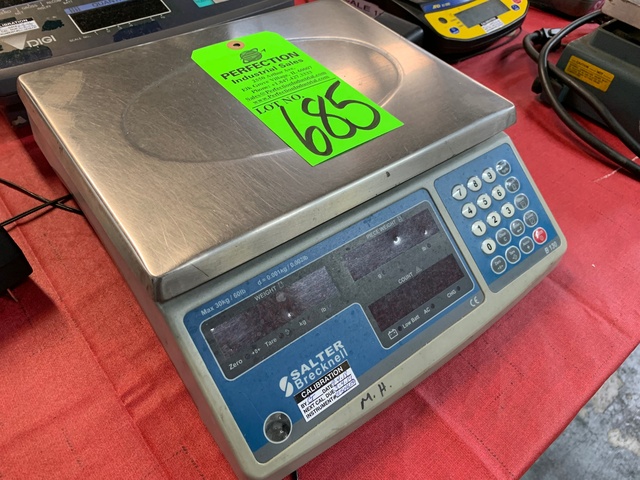 Salter Brecknell B130 Digital Scale, s/n 121000087
