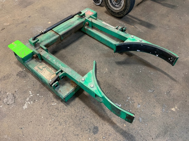 Valley Craft 6415 1500 LB Forklift Barrel Clamp Attachment