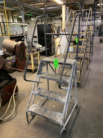 4-Step Safety Ladder