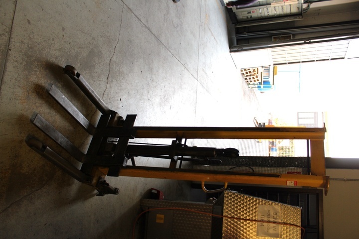Ormic Hydraulic Pallet Truck