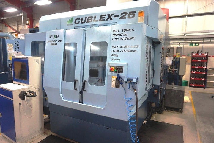 Matsuura Cublex 25 5 Axis Twin Pallet Turning/Milling Machine