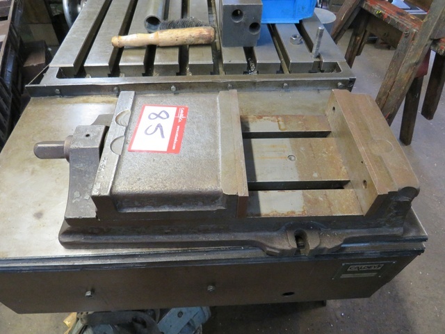 8” Machine Vice