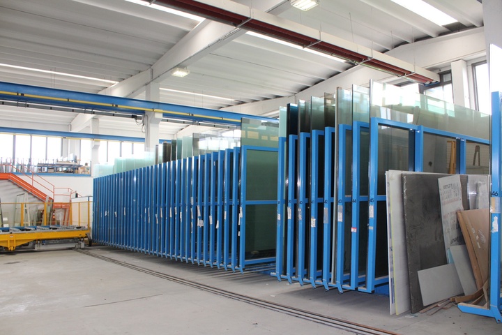 Officine Mistrello Type BP/GL/A 32, 45 Position Automatic Storage System