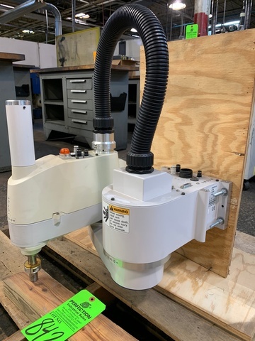 2009 EPSON E2S451SM-IL 6-Axis Robot, s/n 02788 w/ Drive Unit