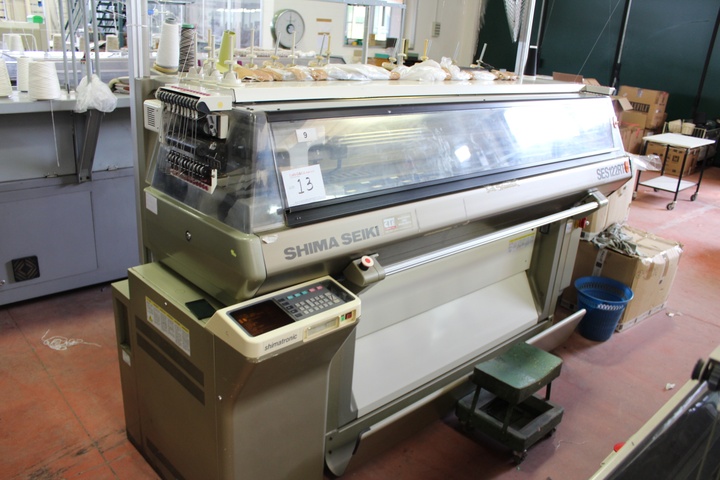 Shima Seiki SES 122RT Flat Bed Knitting Machine