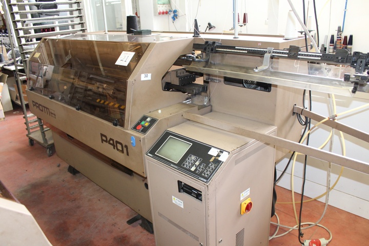 Protti Model P401 Flat Bed Knitting Machine