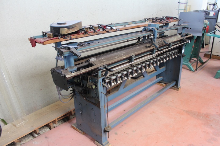 Omega Flat Bed Knitting Machine