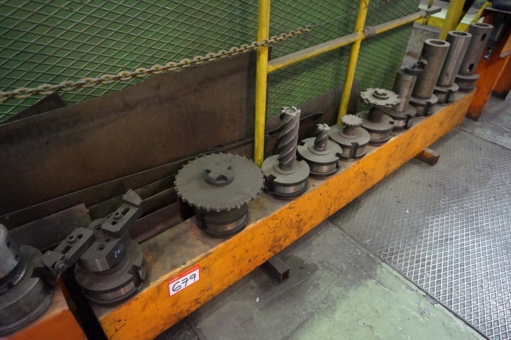 Tool Rack with ISO 60 Tooling