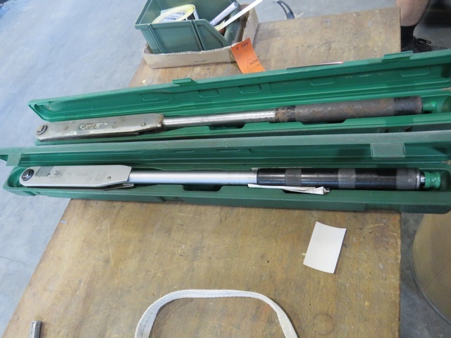 (2) x Torque Wrenches