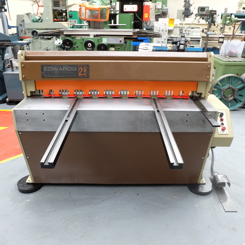 Edwards Type DD Power Guillotine
