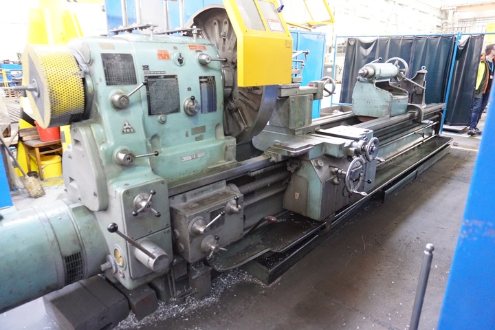 TOS Type SU90A Lathe