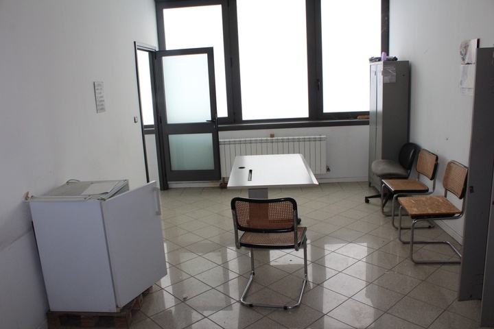 Contents of Canteen, Locker and Medical Room