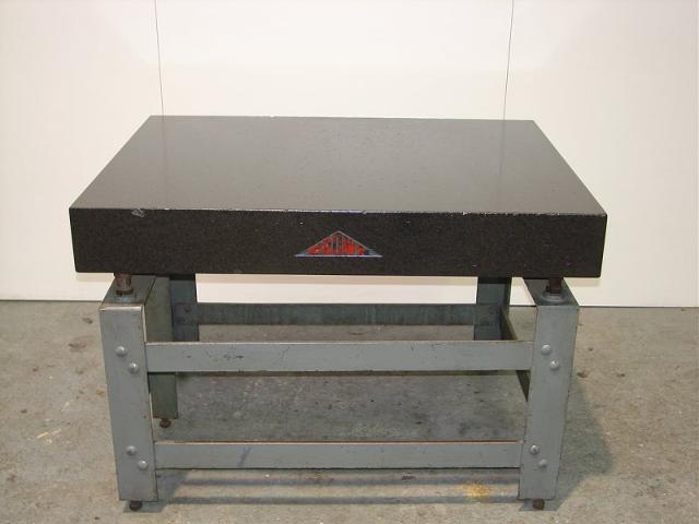 Crown Granite Surface Table