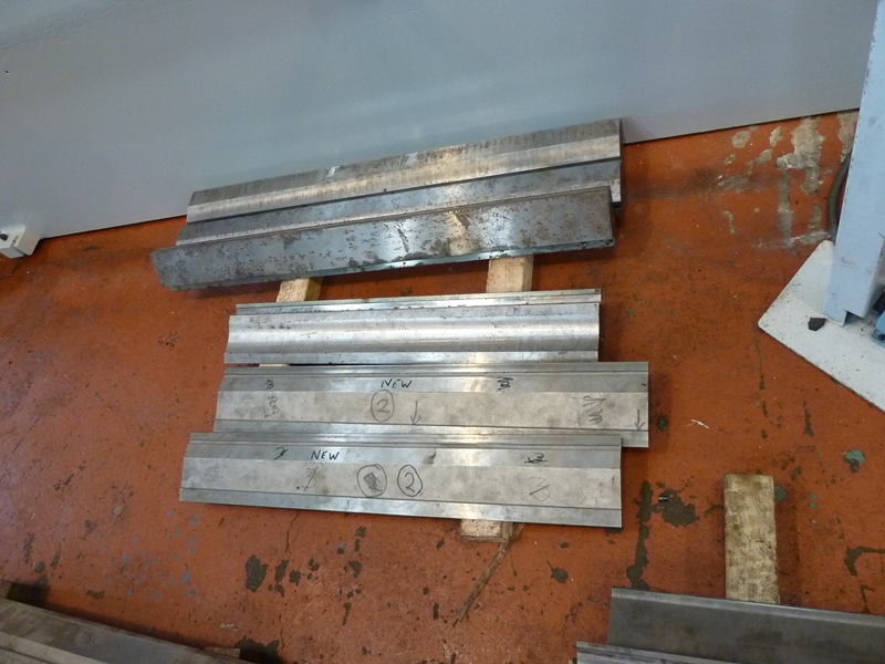 Edwards Pearson PR3, 100 Ton X 3100 mm, Over Bed Downstroke Hydraulic CNC Press Brake