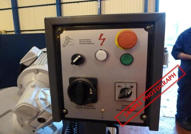 Unused Tomet Model 270 HYDRO, 230mm Rounds Manual Single Mitre Cutting Bandsaw