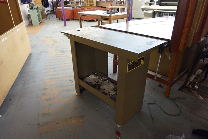 Bierrebi IPL869 Cloth Cutting Table