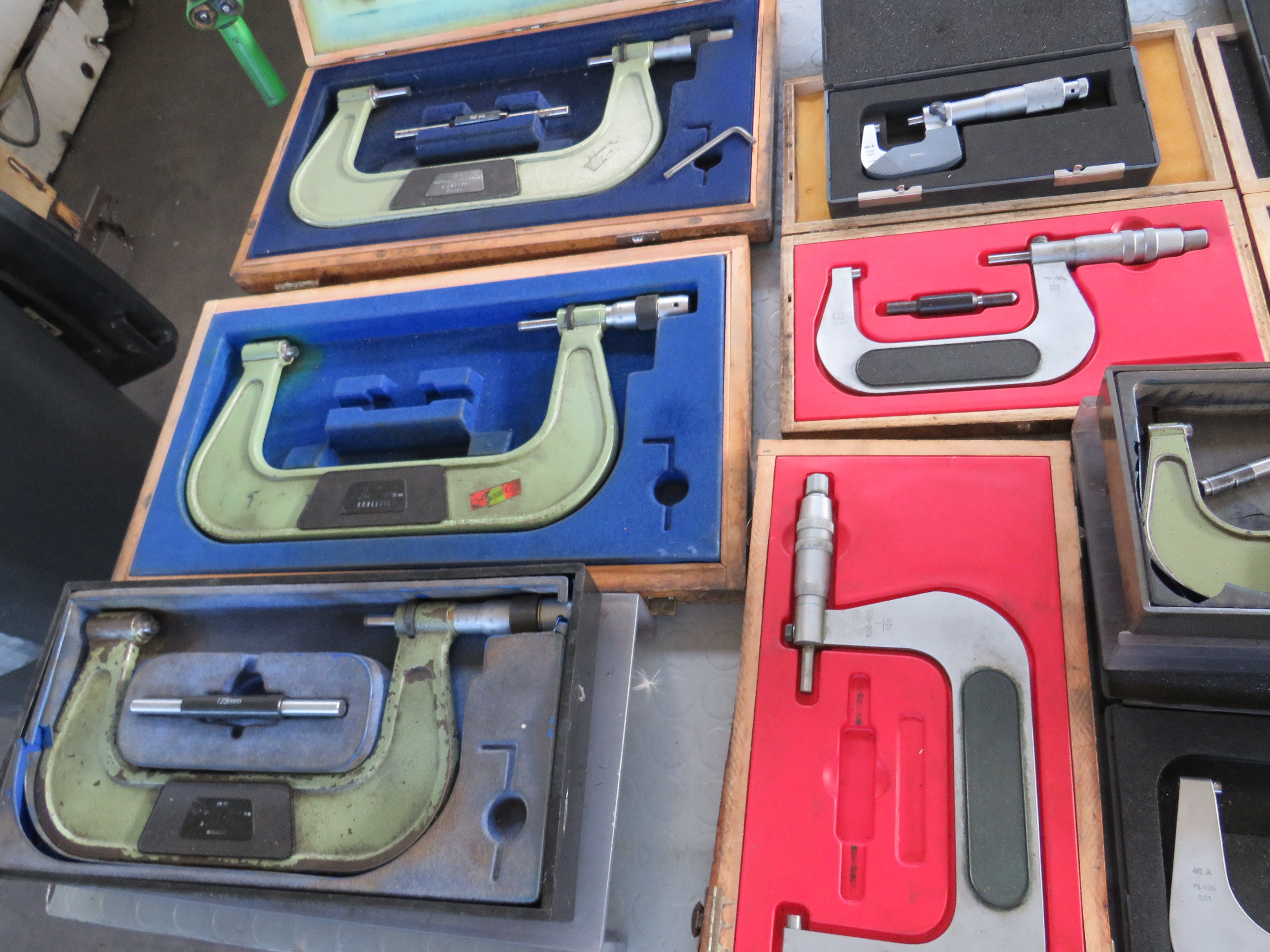 Qty of Metric Micrometers