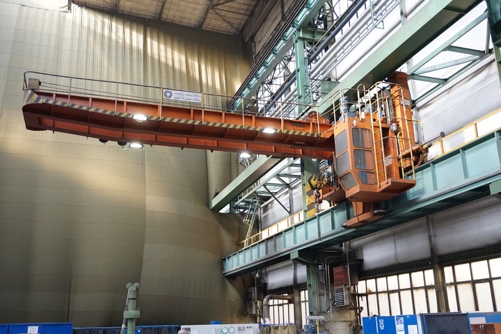 Kralopolska 5,000kg Rail Mounted Single Beam Travelling Wall Crane