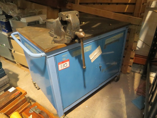 Mobile Work Bench with 2 Doors 770mm x 1050mm