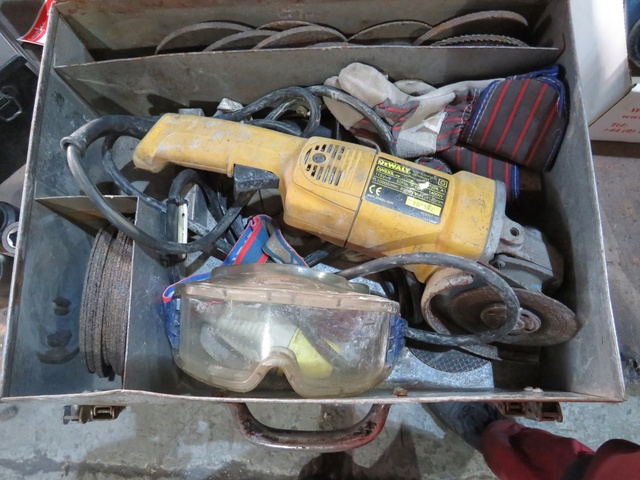 Dewalt Grinder