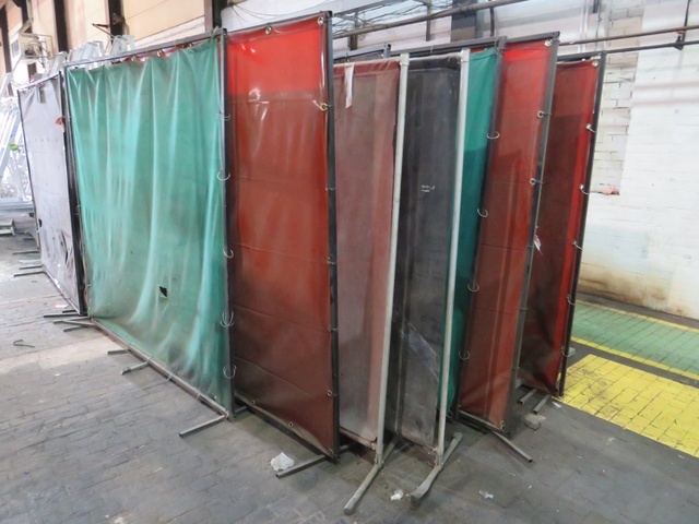 Qty of Welding Screens