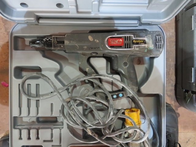 Senco Screw Fastening System 110 Volt x (3)