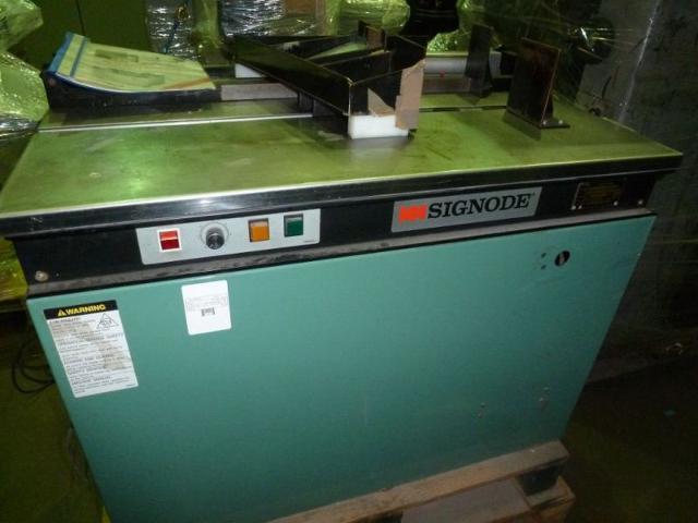 Signode Type MST Strapping Machine