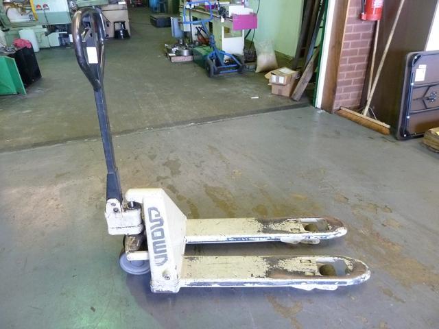 Crown Model PTH5018-36 Pallet Truck