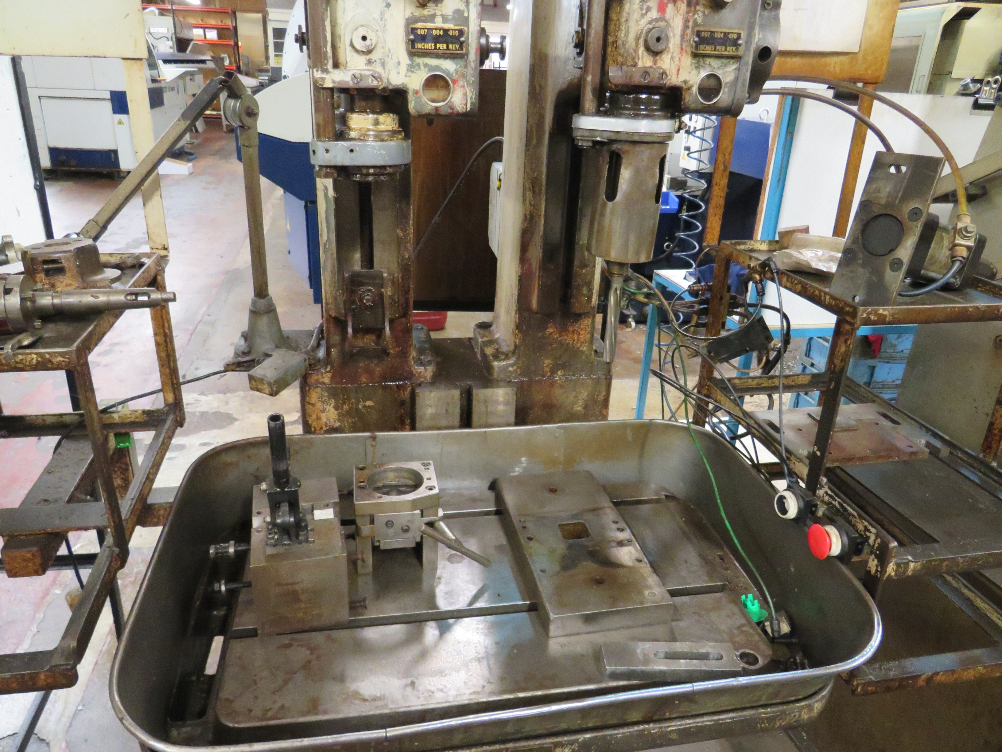 Pollard Corona 15CX Twin Spindle In-Line Drill