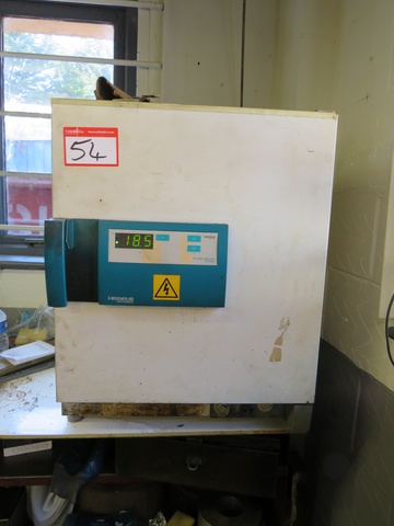 Heraeus Instruments Oven