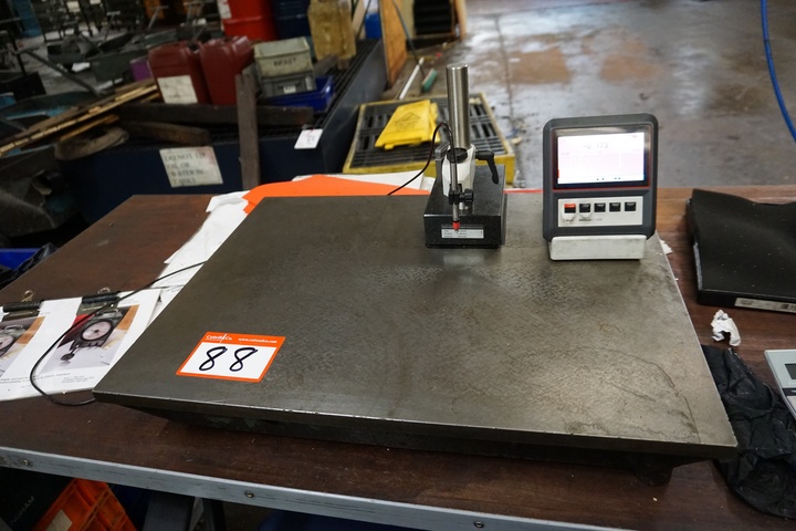 Mahr Millimar C1200 Surface Tester with Steel Plate