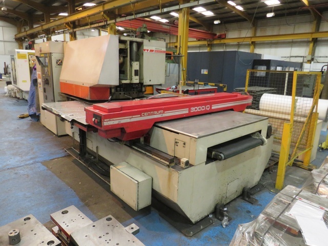 Wiedemann Centrum 3000/Q Punch Press