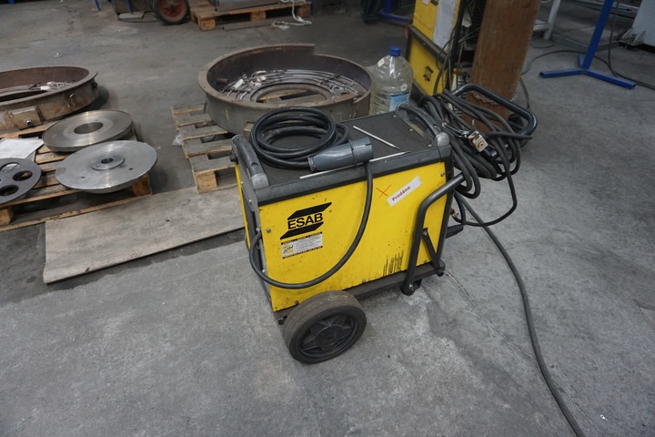 ESAB Aristo 400 Arc Welder