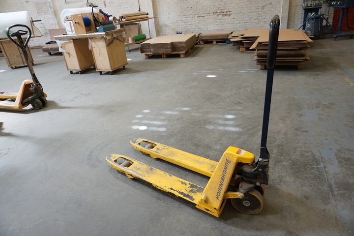 Jungheinrich Pallet Truck, Capacity 2200kg