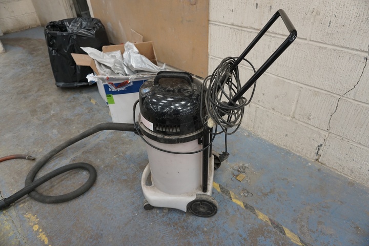 Numatic Wet Vacuum