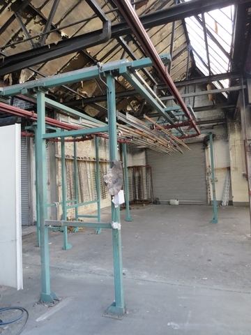 Large Qty of Tracking