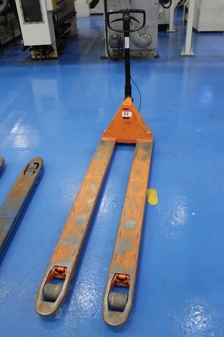 BT Long Reach Pallet Truck