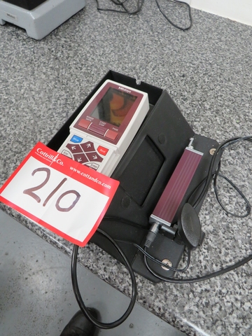 Mitutoyo Surface Tester