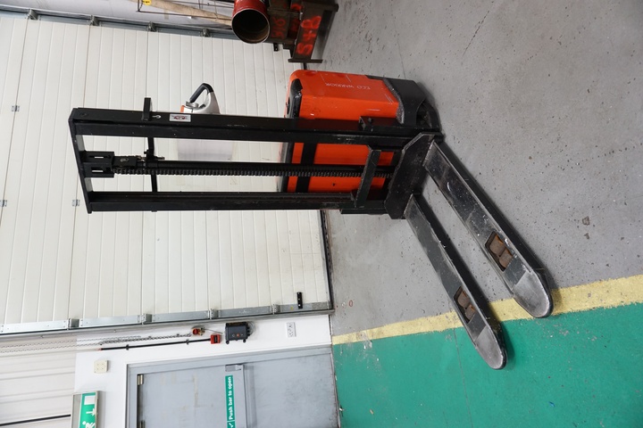 Eco Warrior LE1229 Electric Pedestrian Forklift Truck