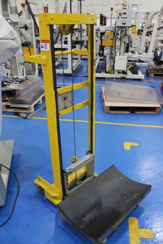 Manual 250kg Capacity High Reach Truck