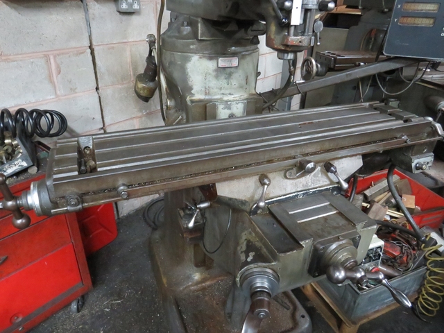 Bridgeport Turret Mill