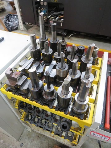 Mobile Trolley with Qty of VDI 40 Tooling