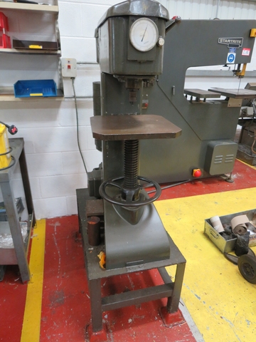 Avery Hardness Tester Type 6405
