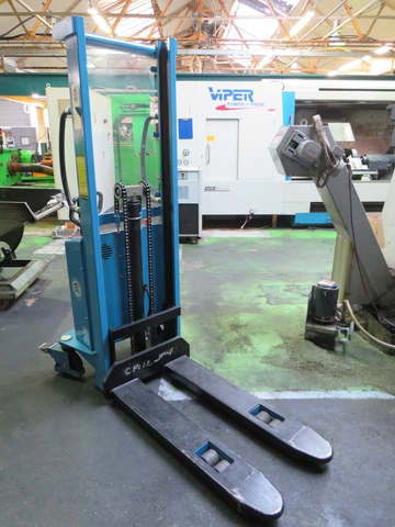 Hanse Lifter Pedestrian Fork Truck