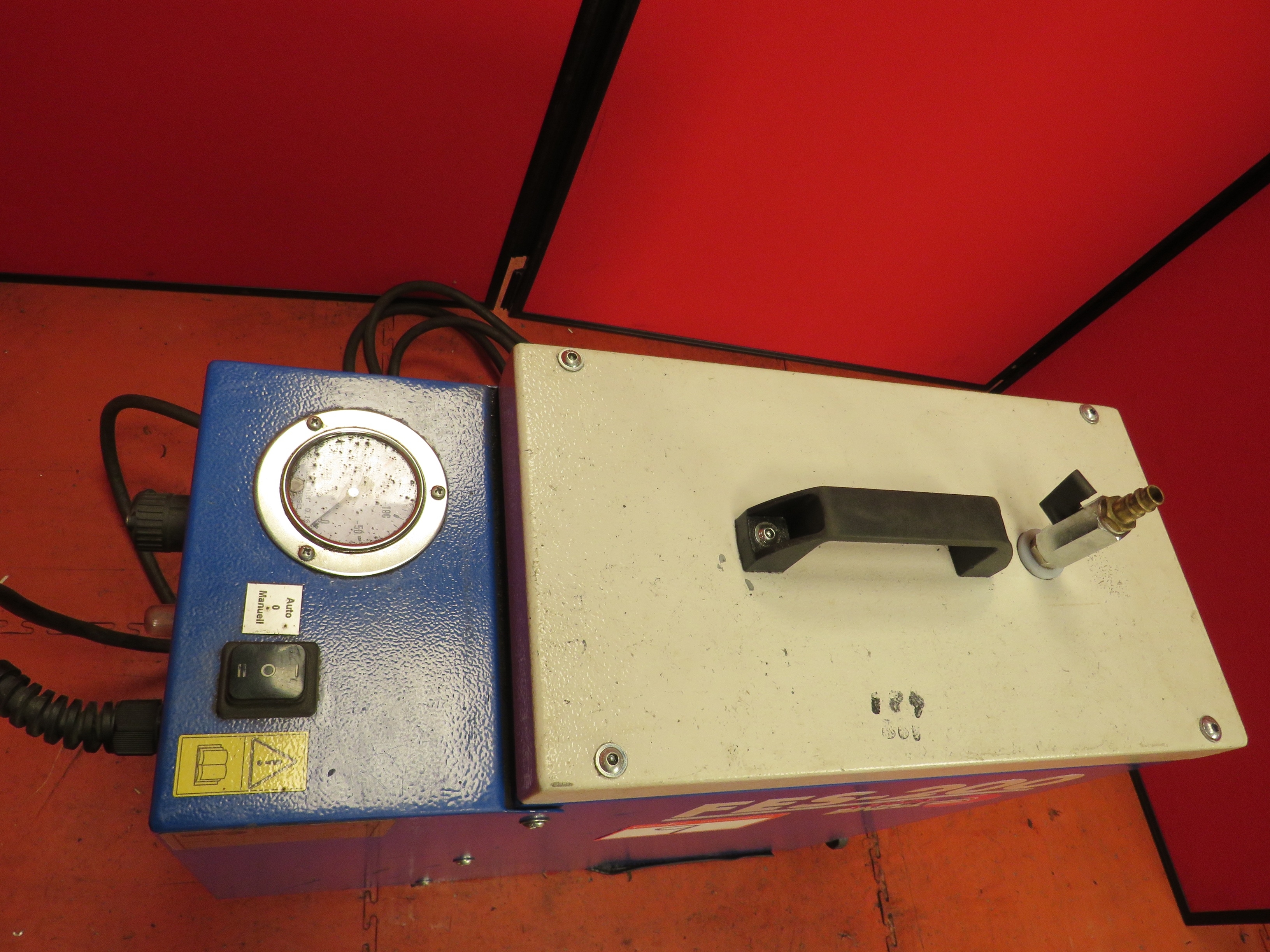 (2) x Binzel FES-200 Fume Extraction System including (2) x Binzel Rab Grip 25AK 4mtr Torch