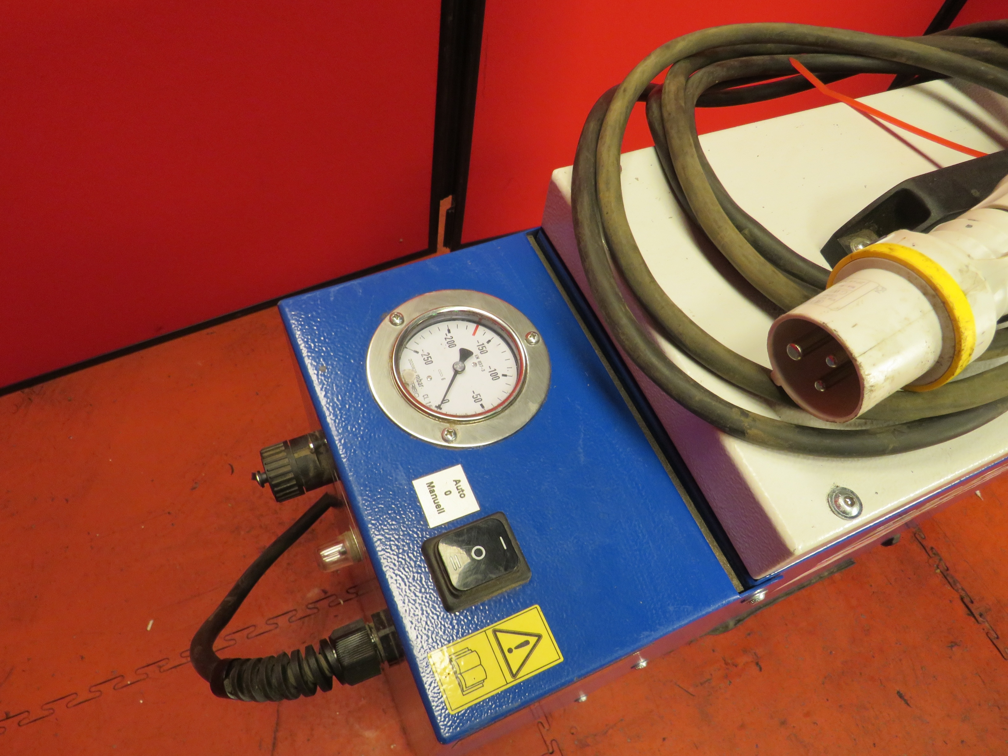 (3) x Binzel FES-200 Fume Extraction System including (3) x Binzel Rab Grip 25AK 4mtr Torch