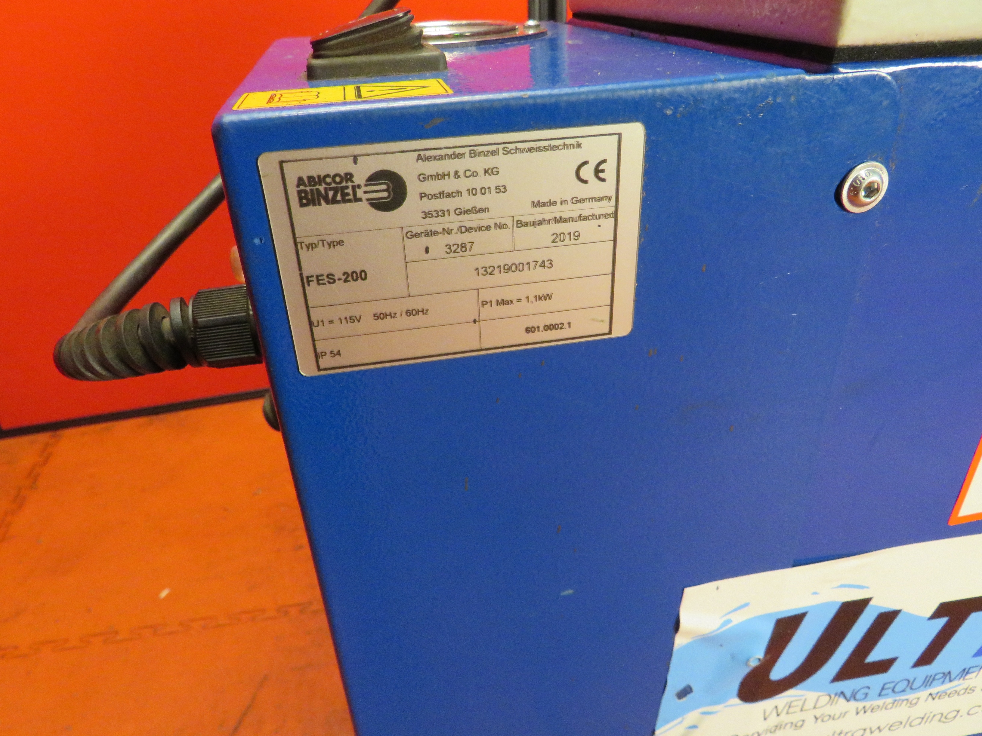 (4) x Binzel FES-200 Fume Extraction System including (4) x Binzel Rab Grip 25AK 4mtr Torch